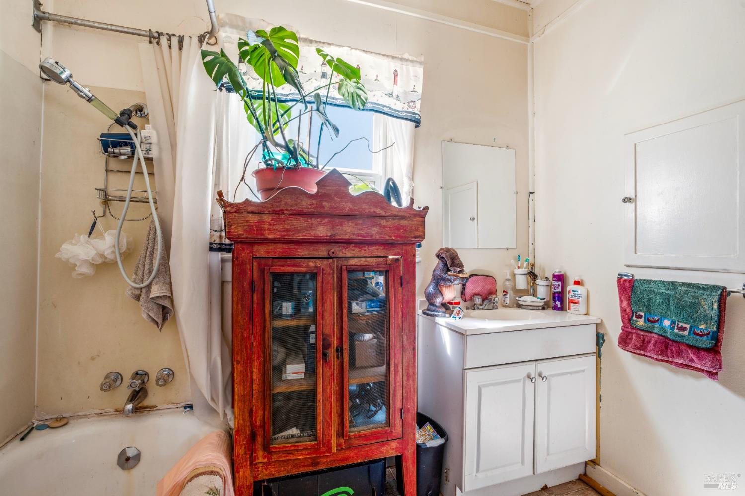 76260 Perry Street Covelo CA 95428