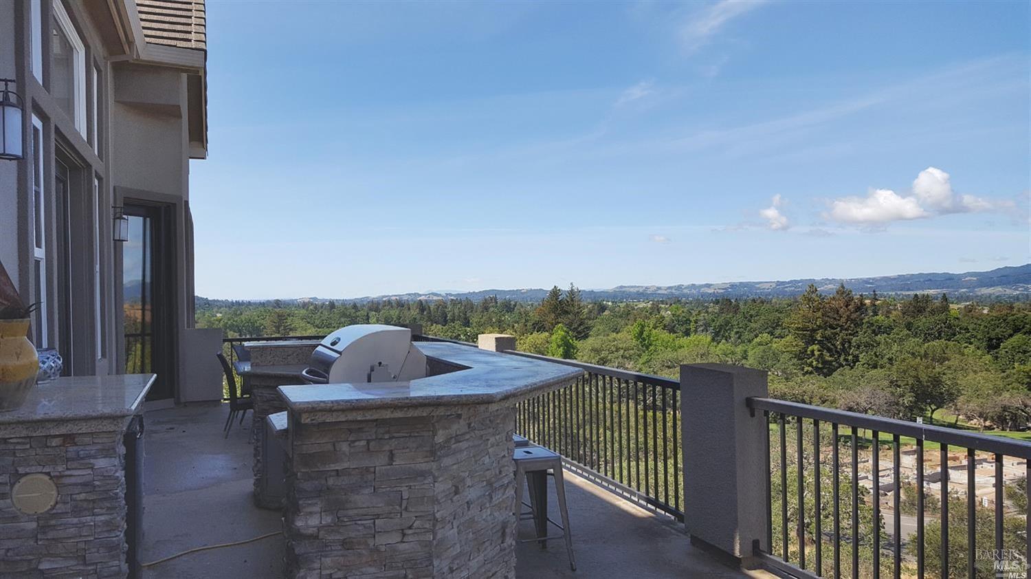 1161 Castle Oaks Drive Napa CA 94558