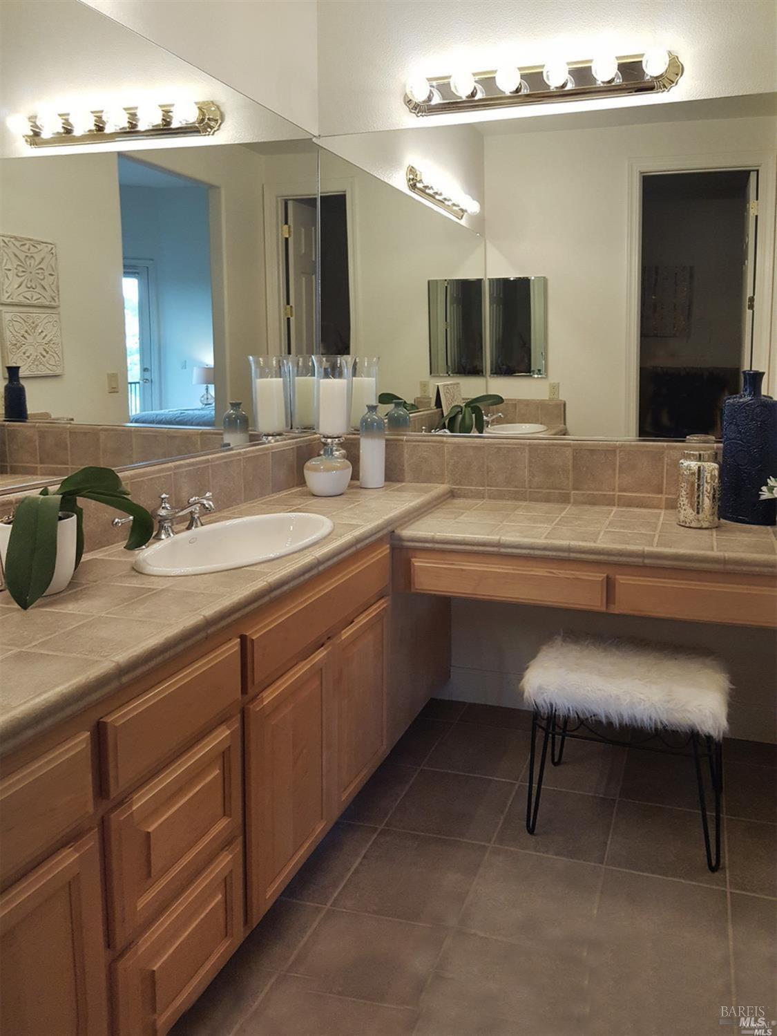1161 Castle Oaks Drive Napa CA 94558