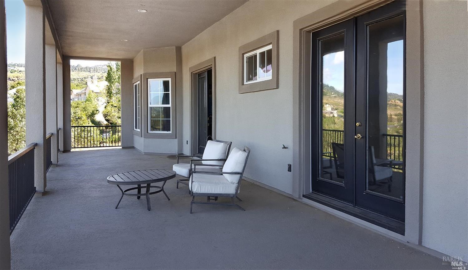 1161 Castle Oaks Drive Napa CA 94558