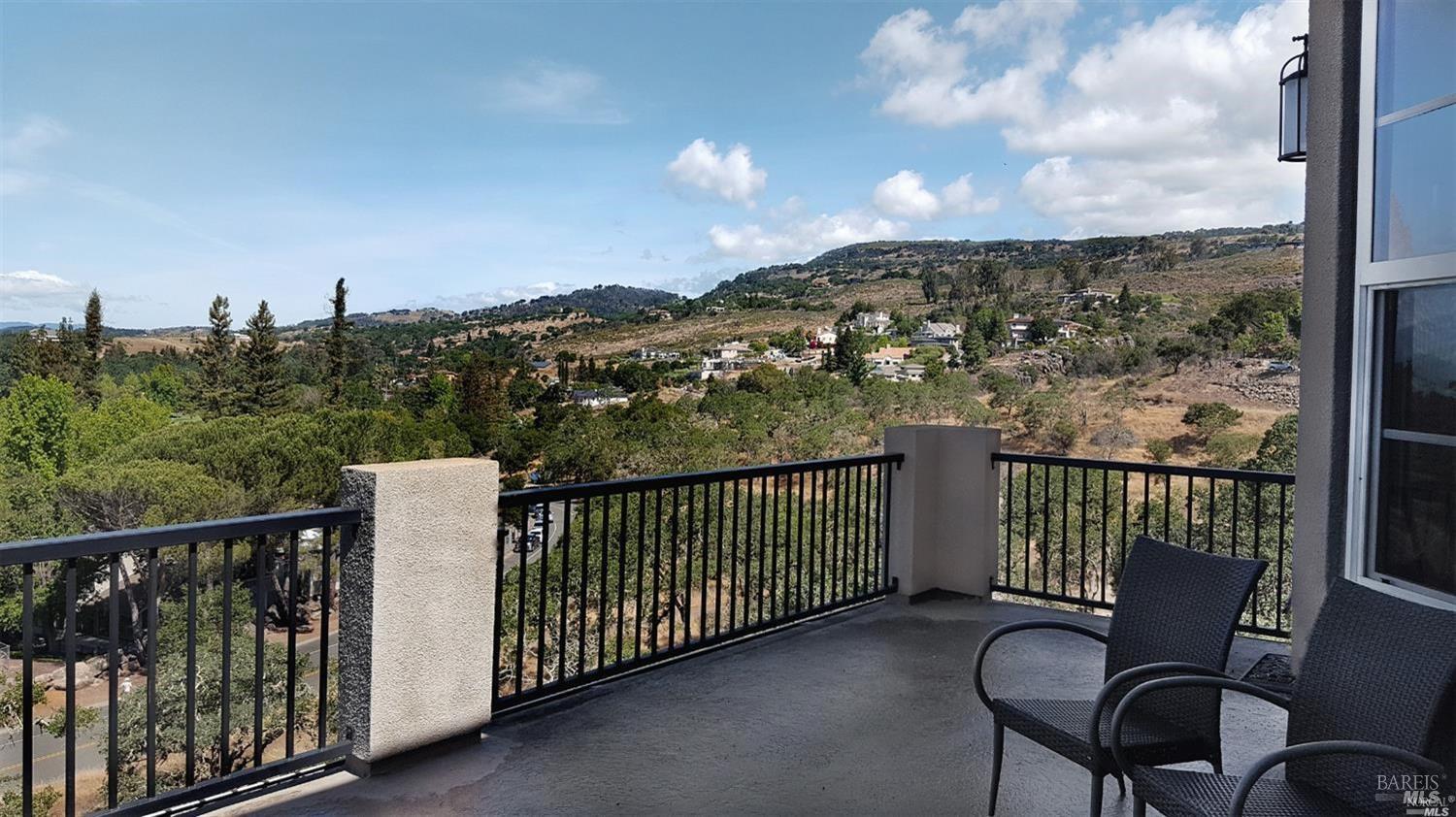 1161 Castle Oaks Drive Napa CA 94558