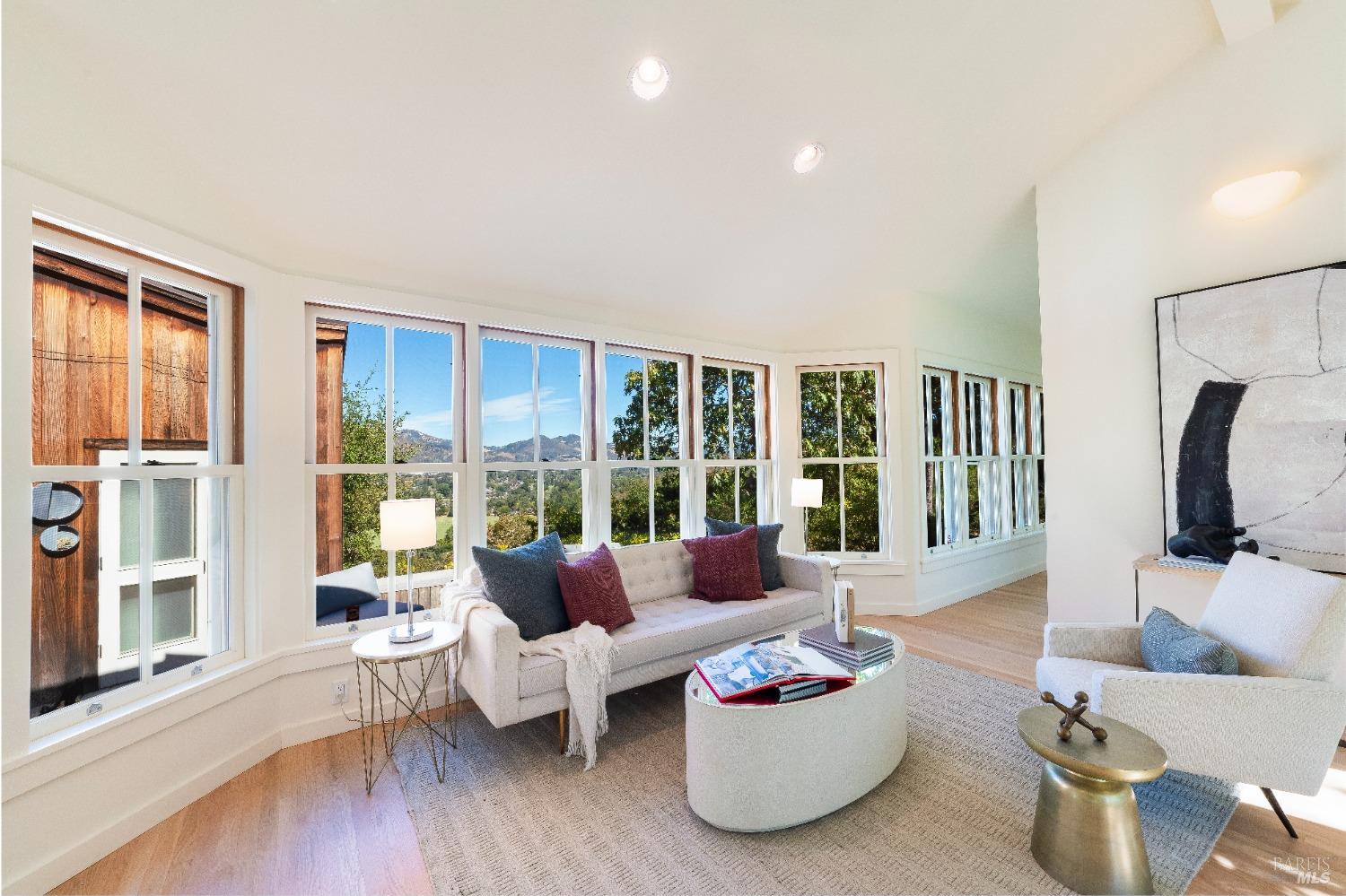 775 White Oak Drive Santa Rosa CA 95409