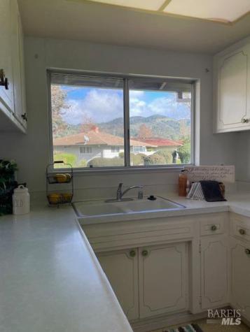 27 Woodgreen Street Santa Rosa CA 95409