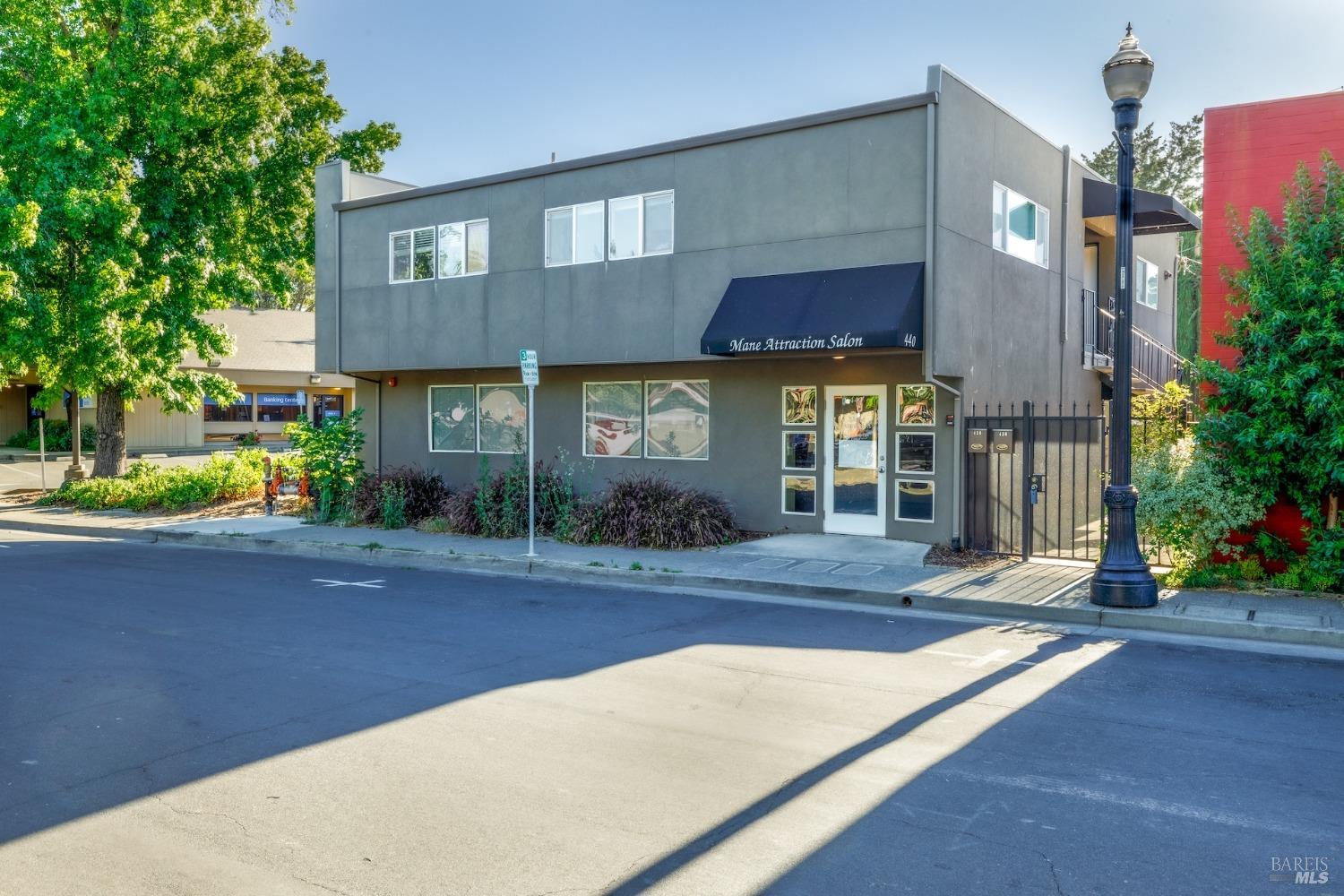 436-440 Center Street Healdsburg CA 95448