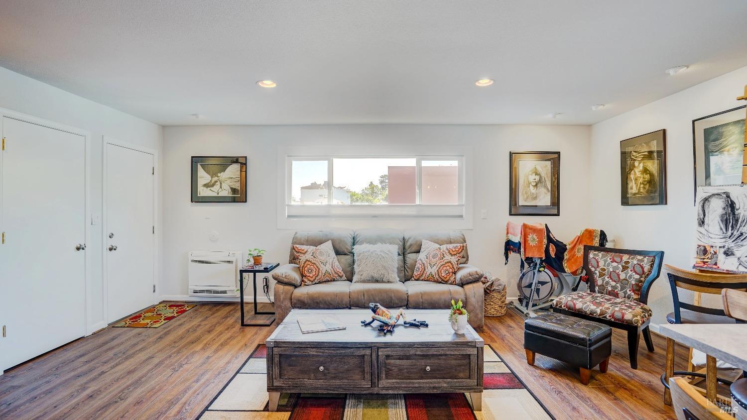 436-440 Center Street Healdsburg CA 95448