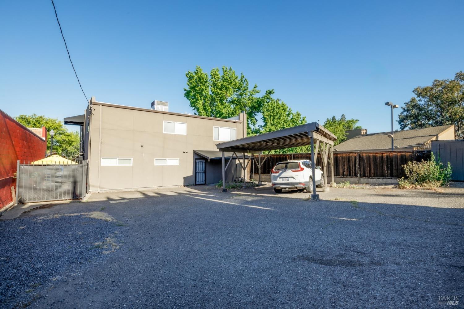 436-440 Center Street Healdsburg CA 95448