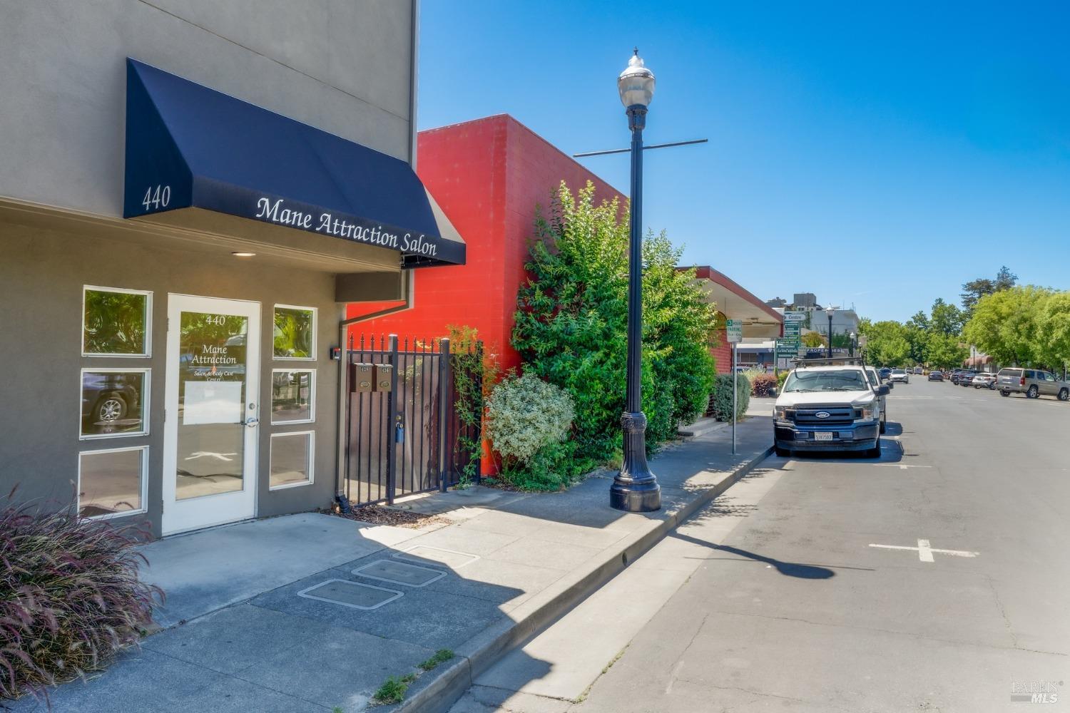 436-440 Center Street Healdsburg CA 95448
