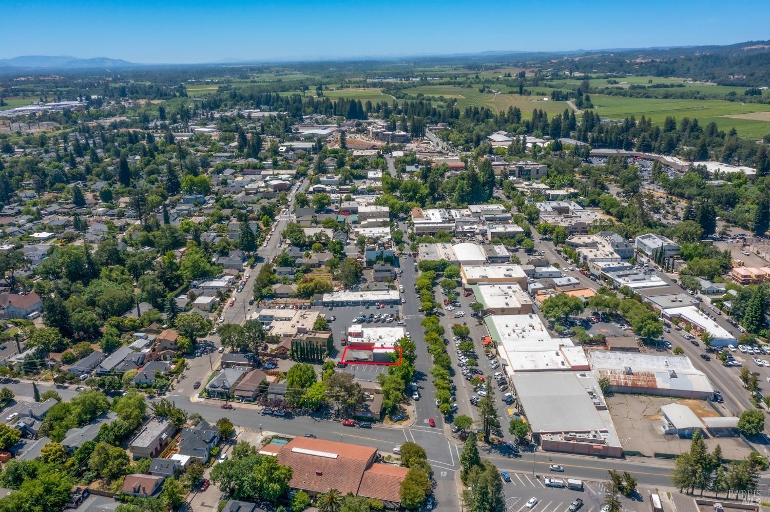 436-440 Center Street Healdsburg CA 95448