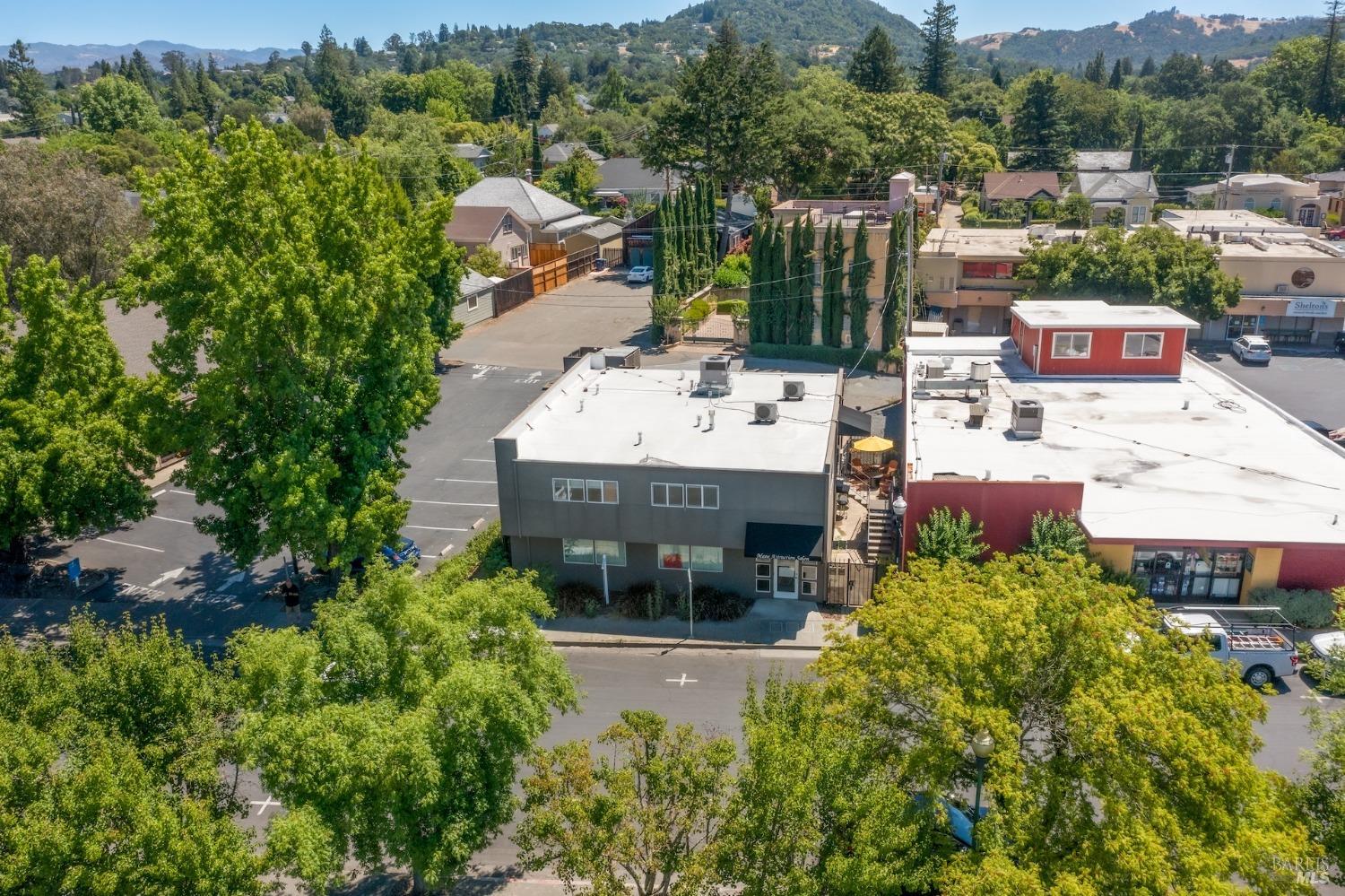 436-440 Center Street Healdsburg CA 95448