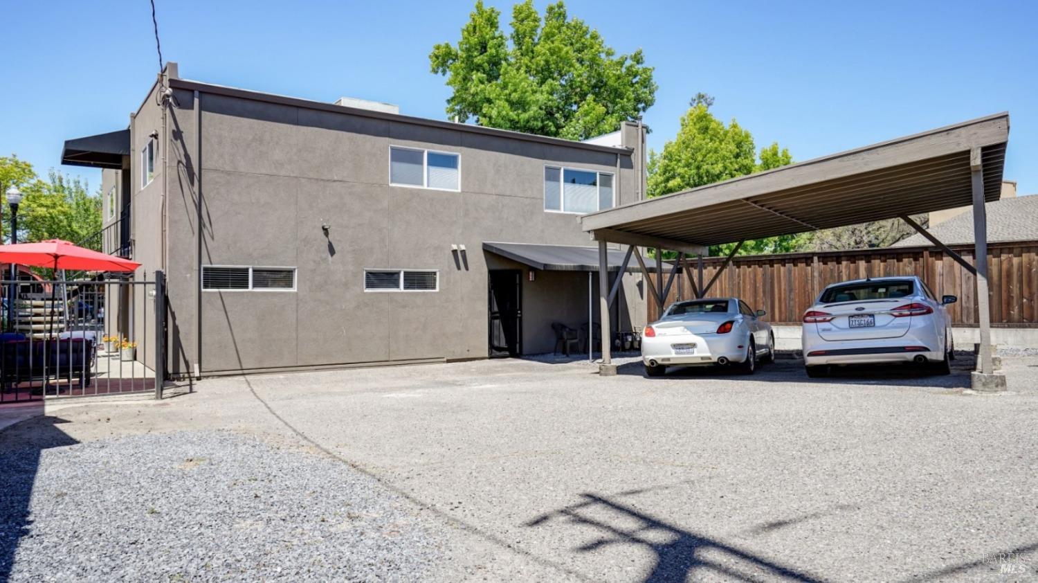 436-440 Center Street Healdsburg CA 95448
