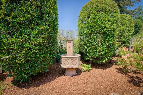 214 Oak Shadow Drive Santa Rosa CA 95409