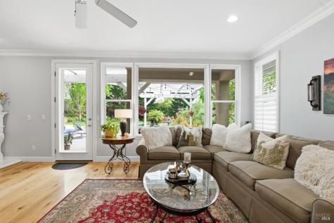 3646 Rutherford Way Santa Rosa CA 95404