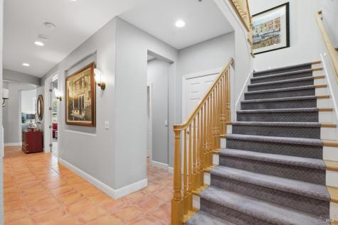 3646 Rutherford Way Santa Rosa CA 95404