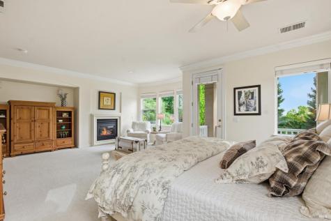 3646 Rutherford Way Santa Rosa CA 95404