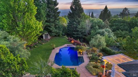 3646 Rutherford Way Santa Rosa CA 95404