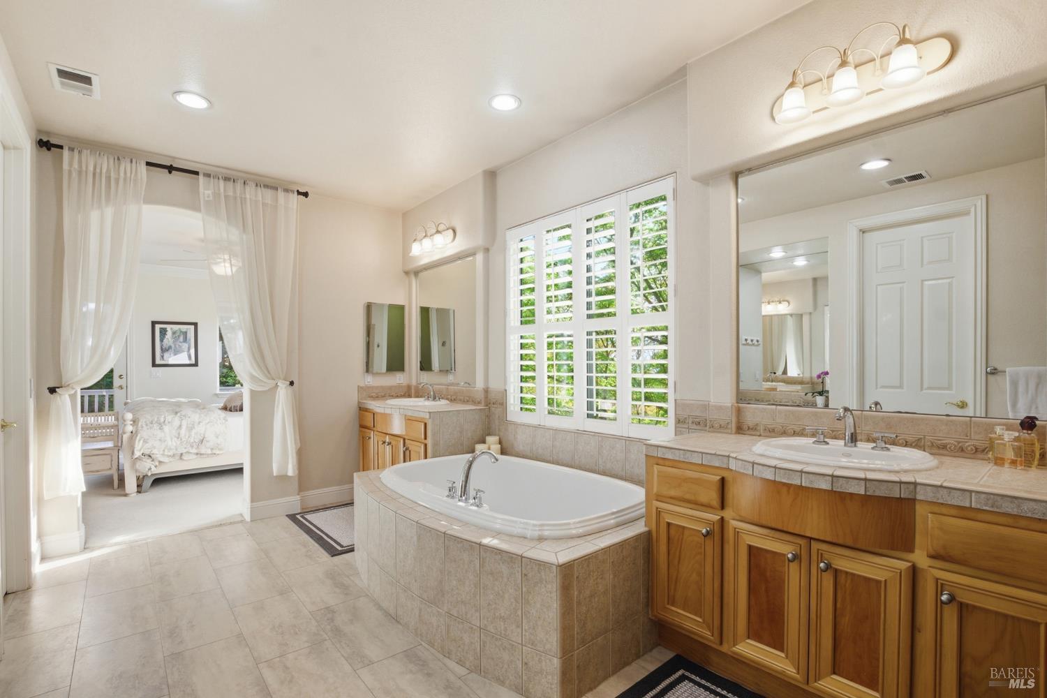 3646 Rutherford Way Santa Rosa CA 95404