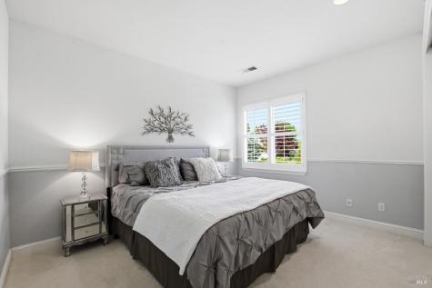 3646 Rutherford Way Santa Rosa CA 95404