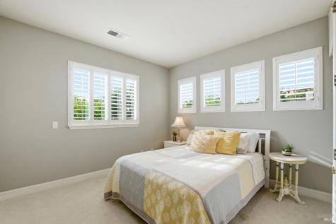 3646 Rutherford Way Santa Rosa CA 95404