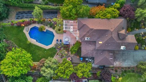 3646 Rutherford Way Santa Rosa CA 95404