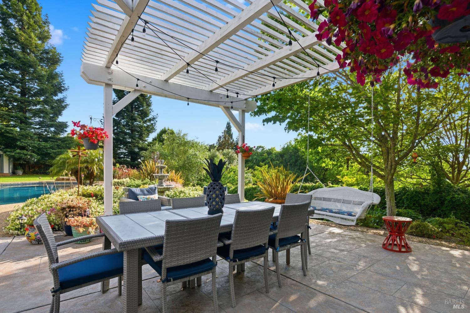 3646 Rutherford Way Santa Rosa CA 95404