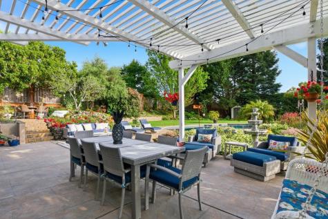 3646 Rutherford Way Santa Rosa CA 95404