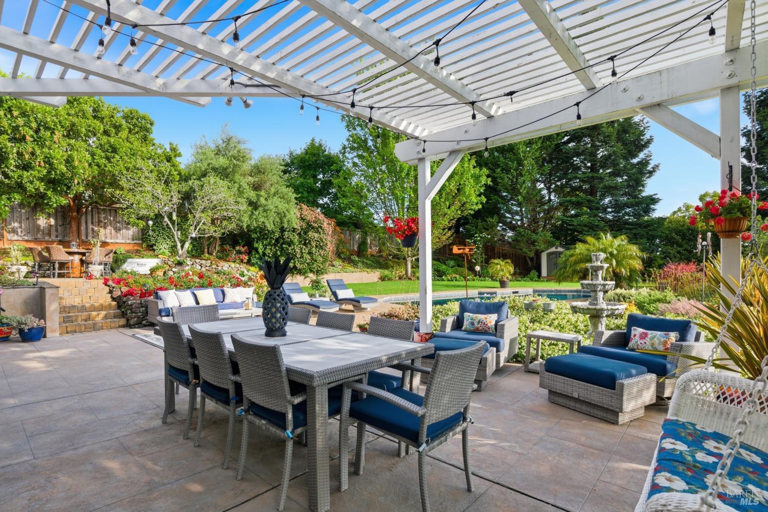 3646 Rutherford Way Santa Rosa CA 95404