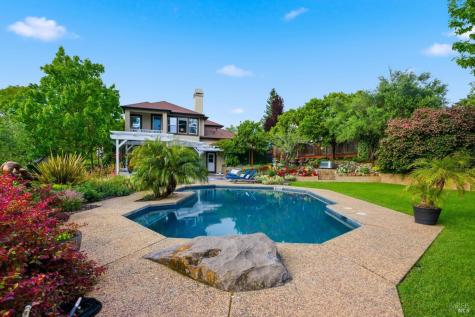 3646 Rutherford Way Santa Rosa CA 95404