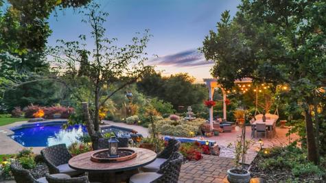3646 Rutherford Way Santa Rosa CA 95404