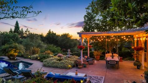 3646 Rutherford Way Santa Rosa CA 95404