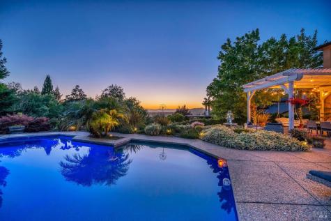 3646 Rutherford Way Santa Rosa CA 95404