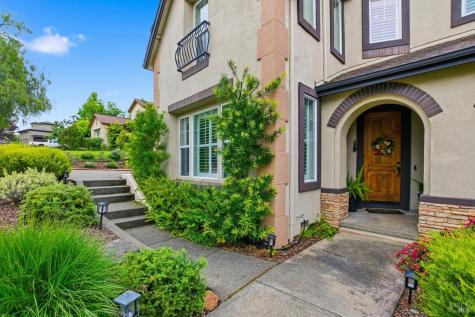 3646 Rutherford Way Santa Rosa CA 95404