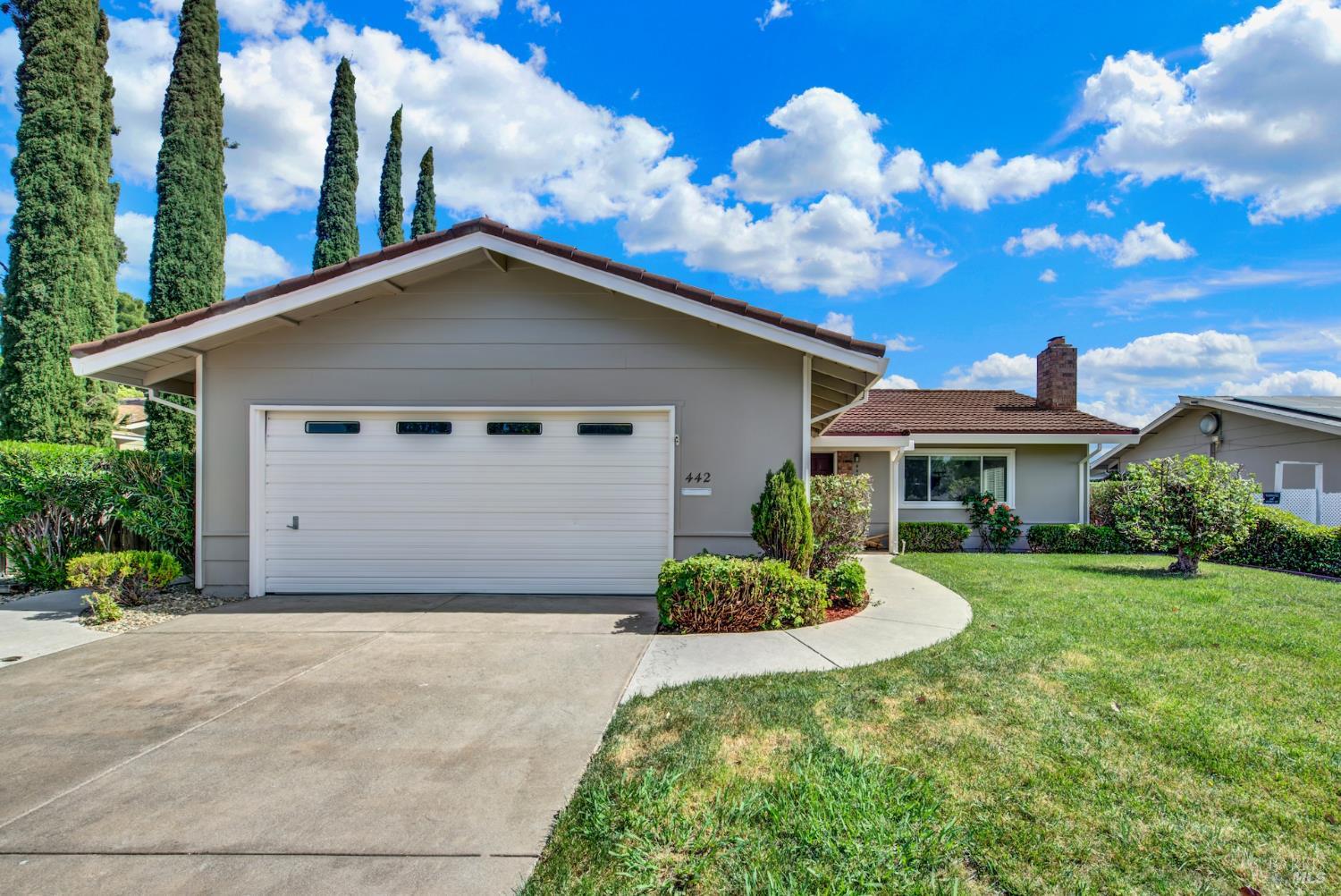 442 Yellowstone Drive Vacaville CA 95687