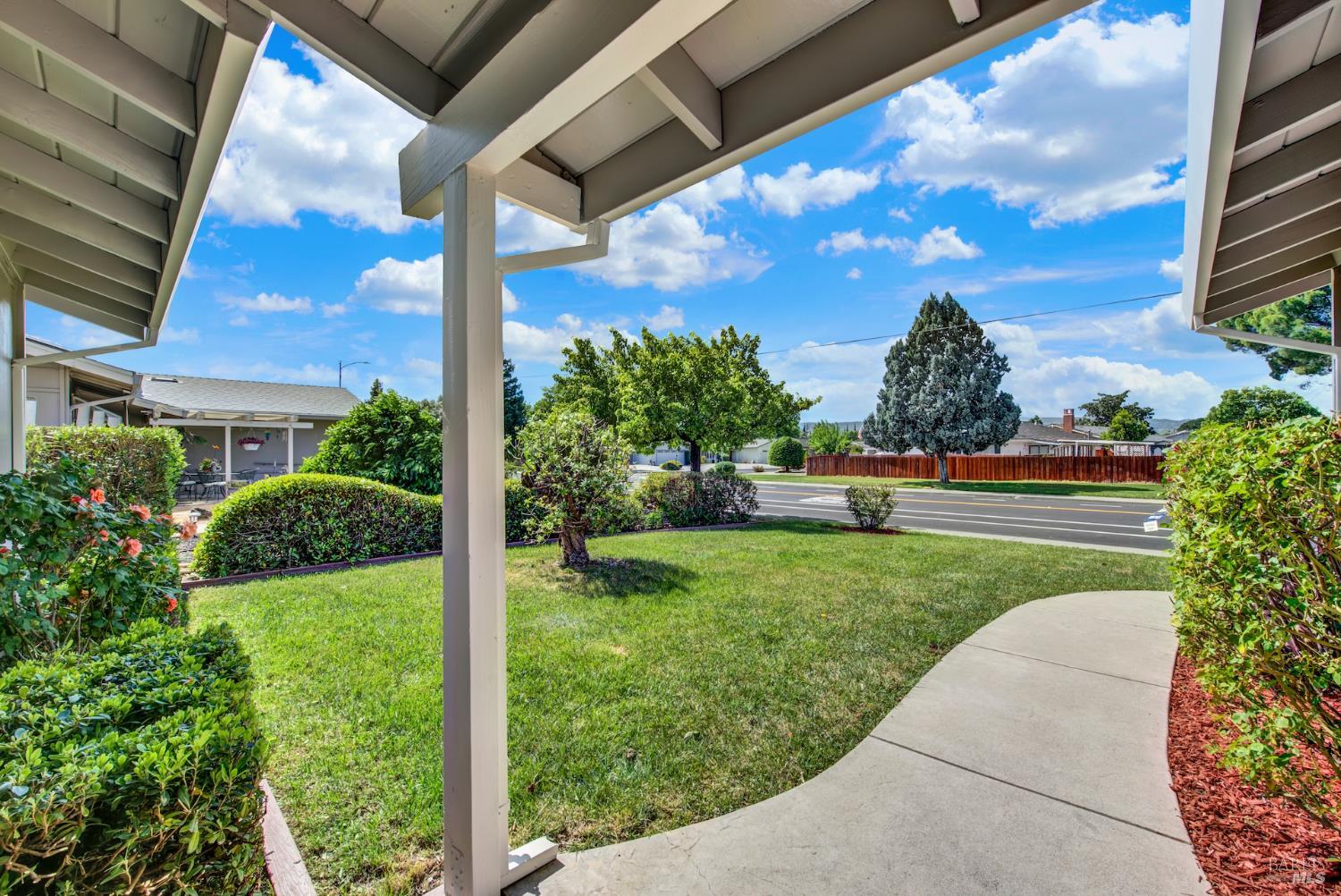 442 Yellowstone Drive Vacaville CA 95687
