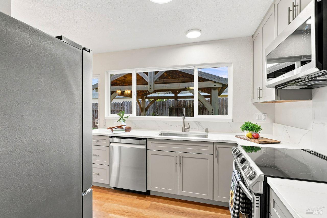 1544 Frederick Street Santa Rosa CA 95401