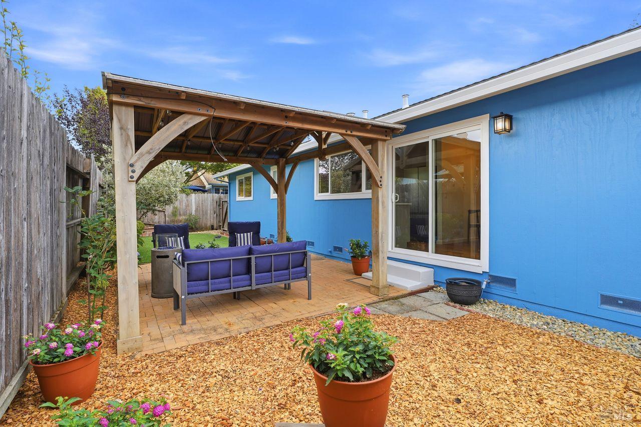 1544 Frederick Street Santa Rosa CA 95401