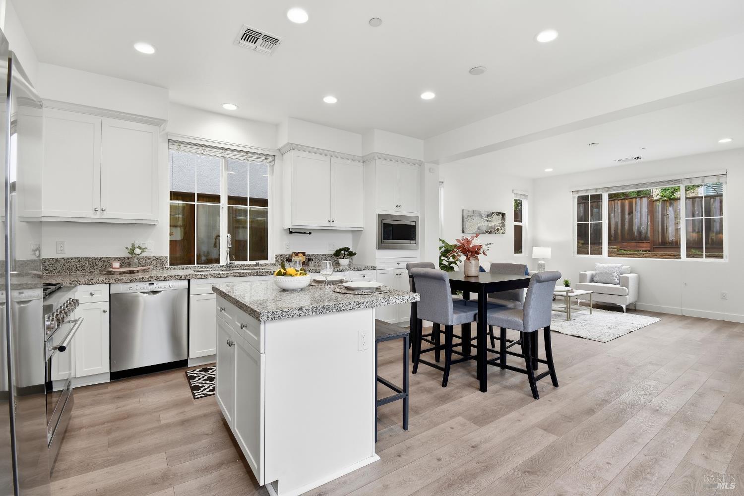 1612 Rose Clover Street Santa Rosa CA 95403