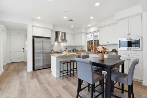 1612 Rose Clover Street Santa Rosa CA 95403