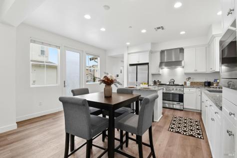 1612 Rose Clover Street Santa Rosa CA 95403