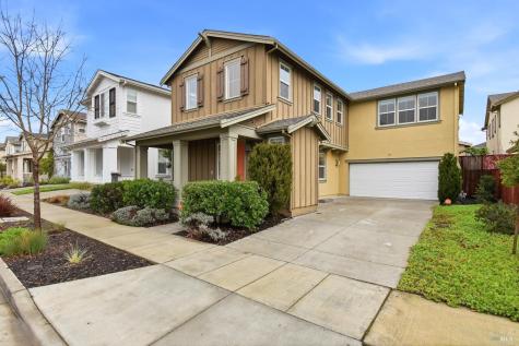 1612 Rose Clover Street Santa Rosa CA 95403