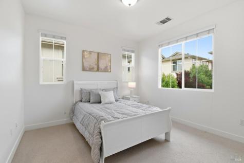 1612 Rose Clover Street Santa Rosa CA 95403