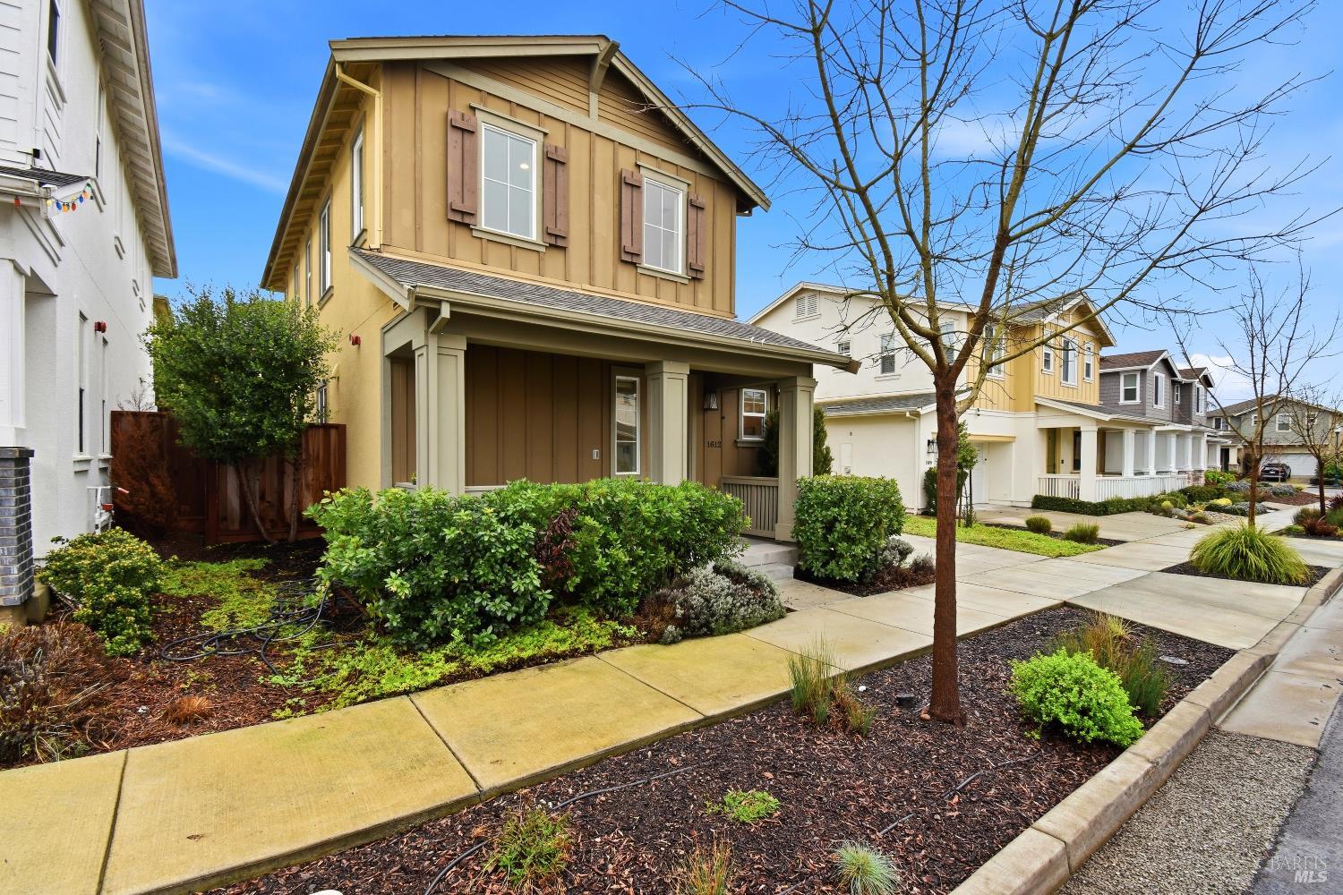 1612 Rose Clover Street Santa Rosa CA 95403