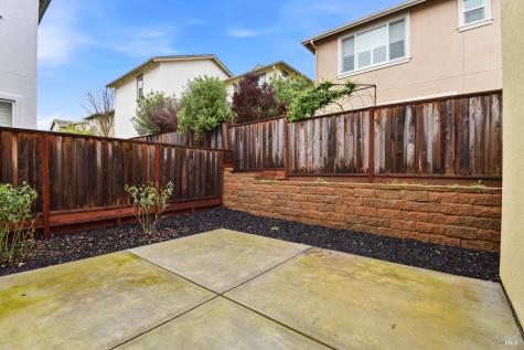 1612 Rose Clover Street Santa Rosa CA 95403
