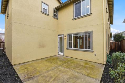 1612 Rose Clover Street Santa Rosa CA 95403