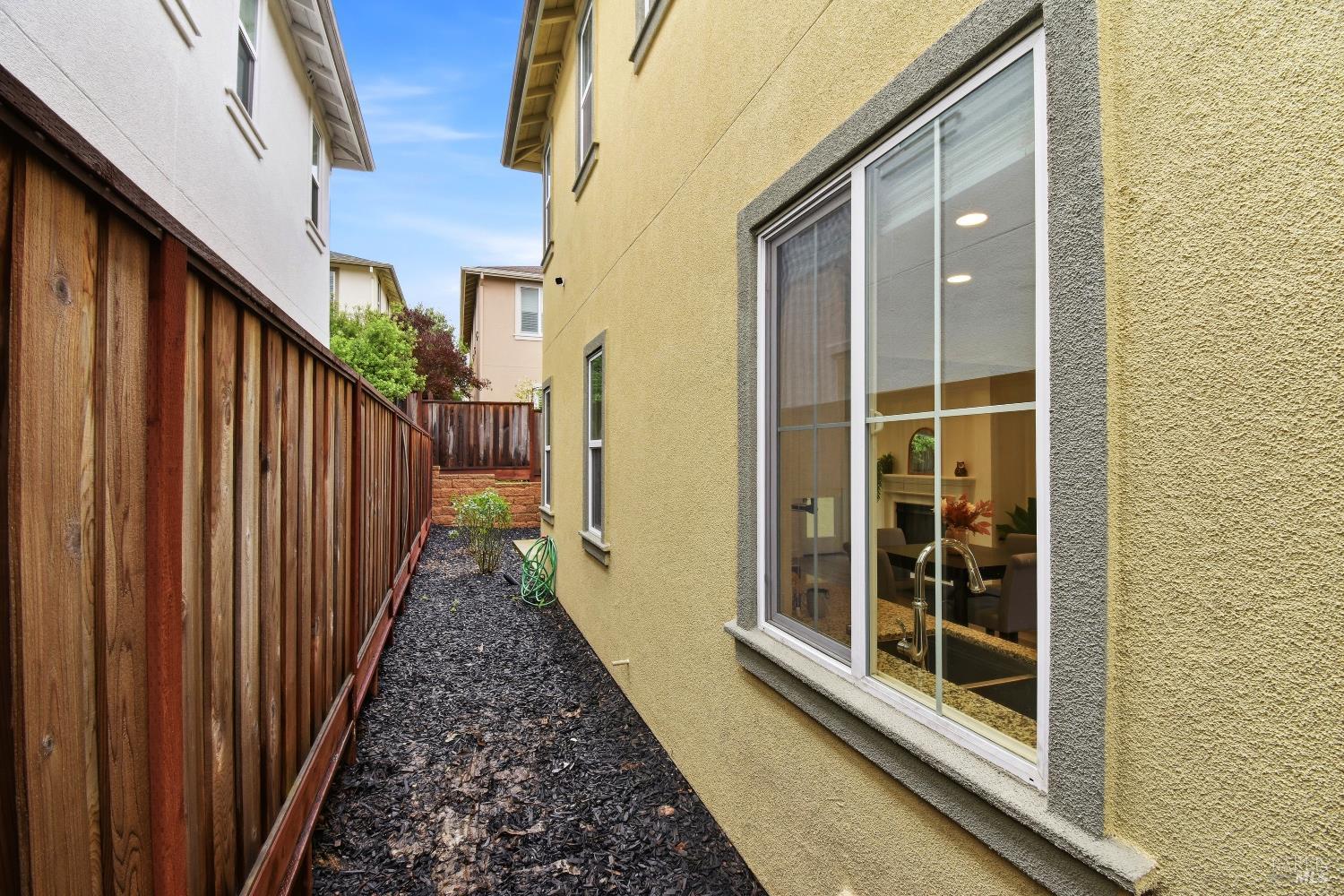 1612 Rose Clover Street Santa Rosa CA 95403