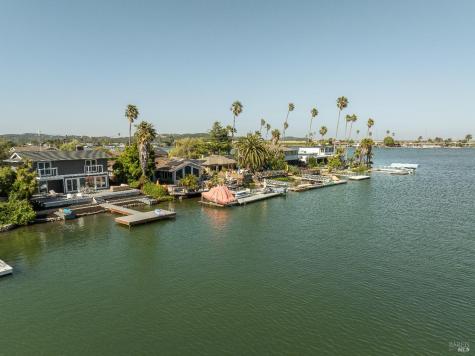 196 Caribe Isle Novato CA 94949