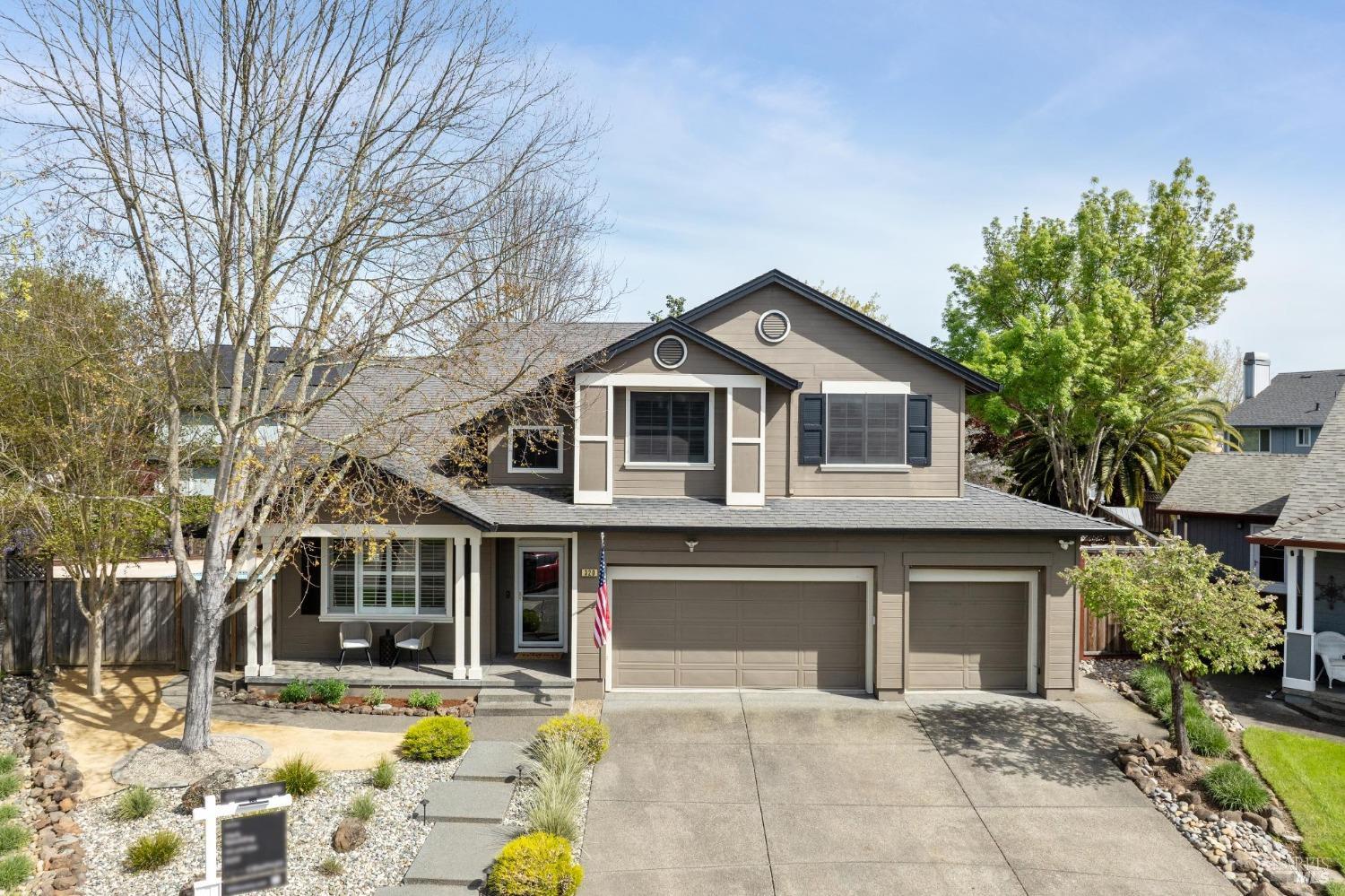 320 Dominic Court Windsor CA 95492