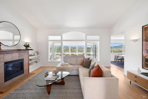 191 Golden Hind Passage Corte Madera CA 94925