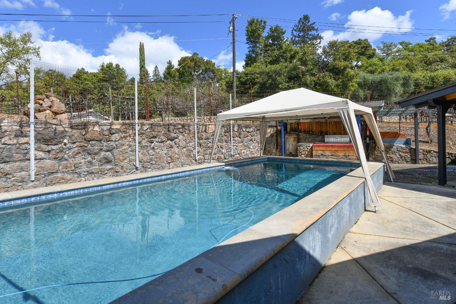 455 Glass Mountain Road St. Helena CA 94574