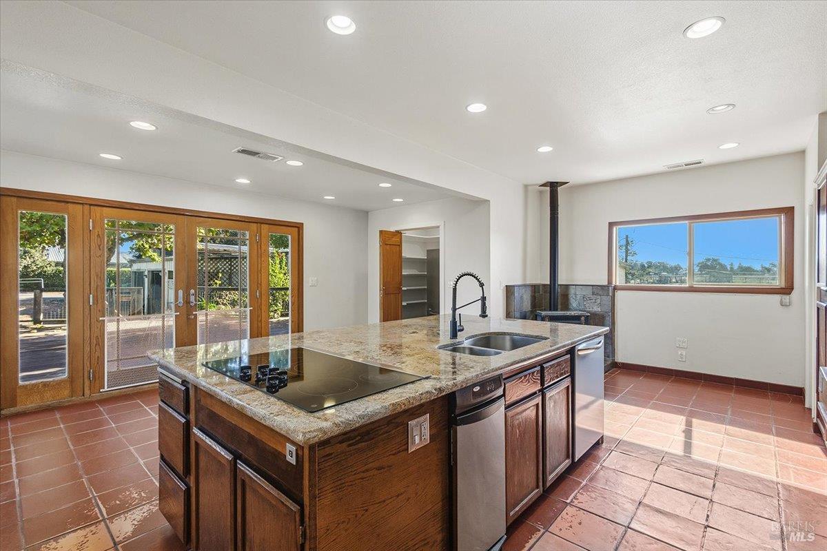 2278 Woolsey Road Fulton CA 95439
