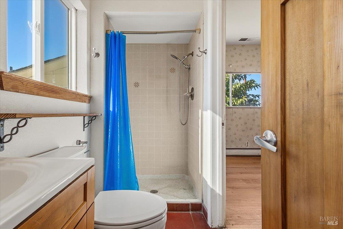 2278 Woolsey Road Fulton CA 95439